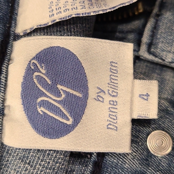 NWT DG2 by Diane Gilman hi rise Basic Bootcut Jean - Picture 3 of 8